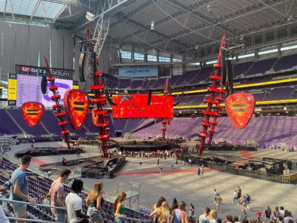 U.S. Bank Stadium, section: 124, row: 21, seat: 24