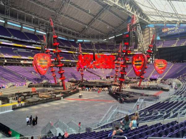 U.S. Bank Stadium, section: 136, row: 23, seat: 23