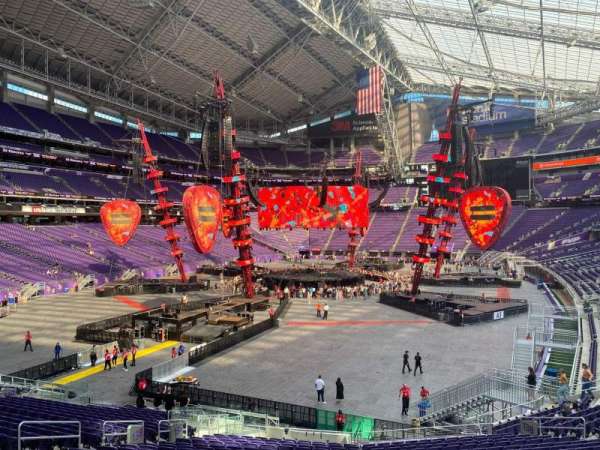 U.S. Bank Stadium, section: 138, row: 25, seat: 25