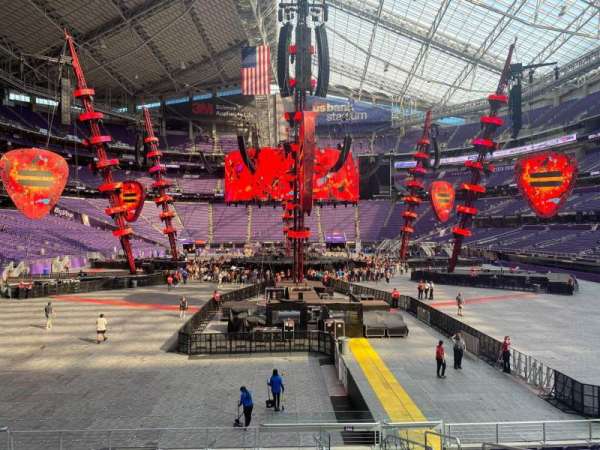 U.S. Bank Stadium, section: 142, row: 12, seat: 5