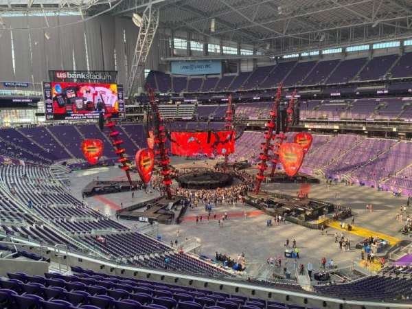 U.S. Bank Stadium, section: 227, row: 10, seat: 7