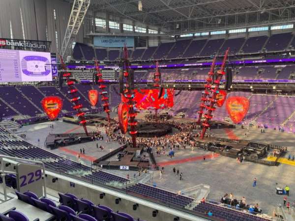 U.S. Bank Stadium, section: 229, row: 5, seat: 6
