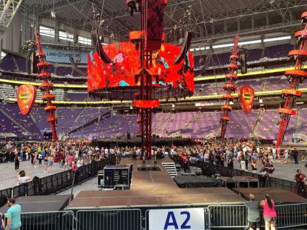 U.S. Bank Stadium, section: f1, row: 2, seat: 11