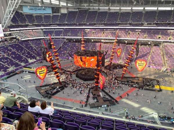 U.S. Bank Stadium, section: 339, row: 8, seat: 7