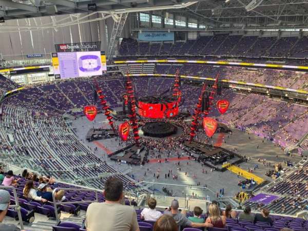 U.S. Bank Stadium, section: 333, row: 15, seat: 15