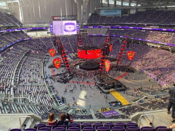 U.S. Bank Stadium, section: 330, row: 7, seat: 7