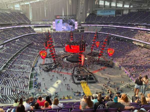 U.S. Bank Stadium, section: 328, row: 9, seat: 10