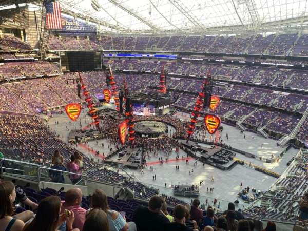 U.S. Bank Stadium, section: 306, row: 10, seat: 4