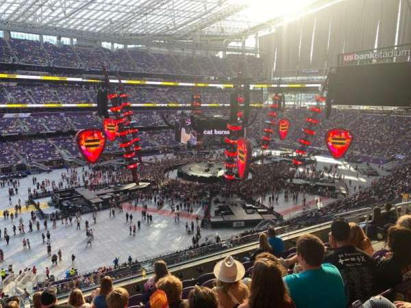 U.S. Bank Stadium, section: 216, row: 7, seat: 11