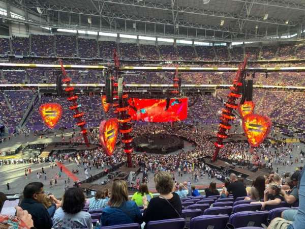U.S. Bank Stadium, section: c9, row: 11, seat: 16