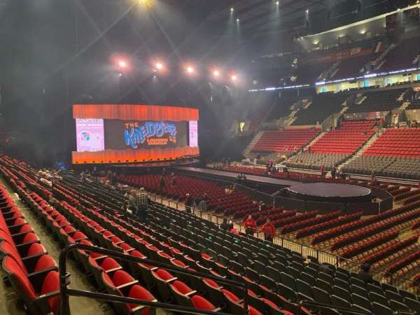 Moda Center, section: 121, row: n, seat: 21