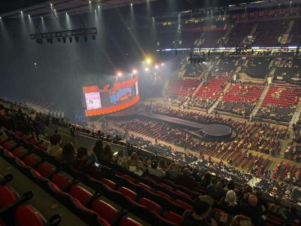 Moda Center, section: 333, row: l, seat: 4