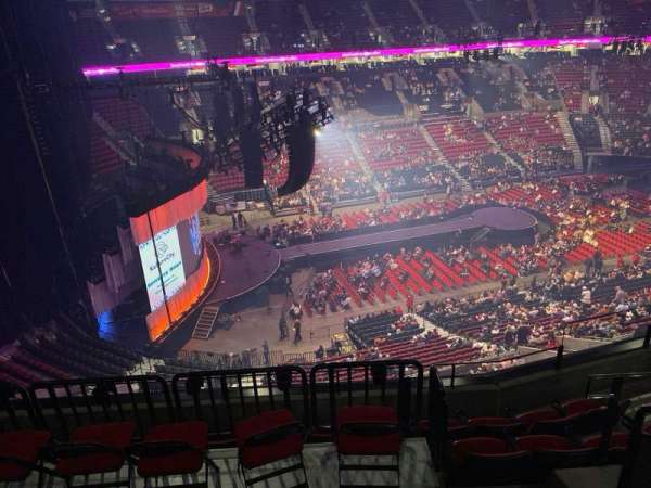 Moda Center, section: 304, row: f, seat: 4