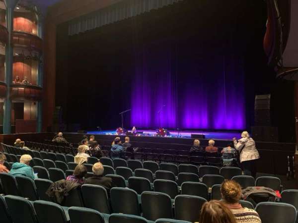 Newmark Theatre, section: Orchestra, row: h, seat: 32