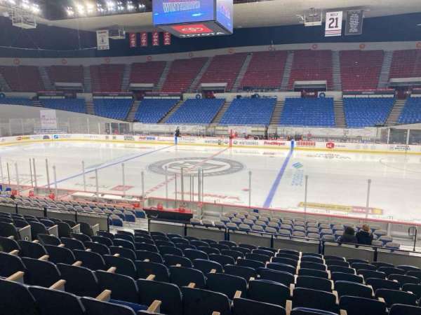 Veterans Memorial Coliseum, Portland, section: 136, row: l, seat: 6