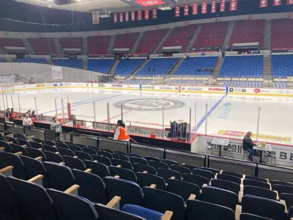 Veterans Memorial Coliseum, Portland, section: 118, row: h, seat: 3