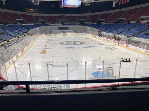 Veterans Memorial Coliseum, Portland, section: 129, row: n, seat: 10