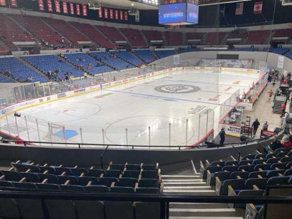 Veterans Memorial Coliseum, Portland, section: 225, row: b, seat: 7