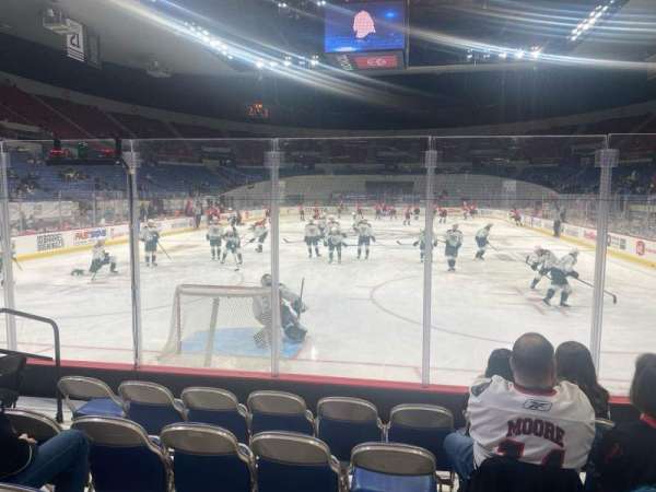 Veterans Memorial Coliseum, Portland, section: 9, row: m, seat: 10