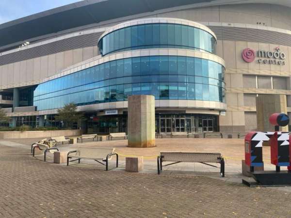 Moda Center, section: south entrance