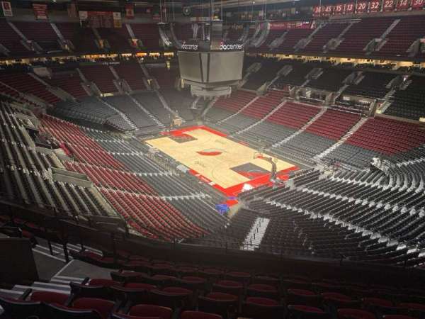 Moda Center, section: 330, row: h, seat: 10