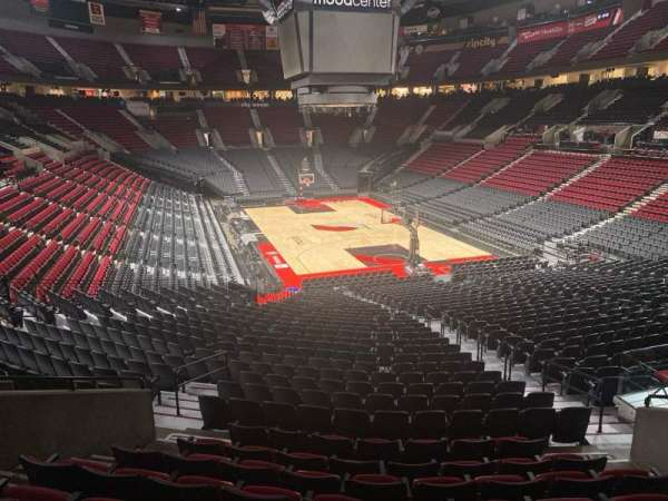Moda Center, section: 225, row: h, seat: 10