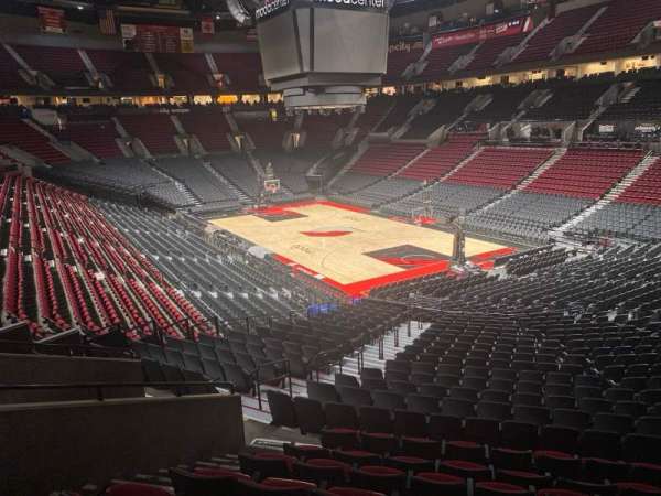 Moda Center, section: 226, row: h, seat: 10