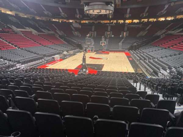 Moda Center, section: 117, row: h, seat: 5