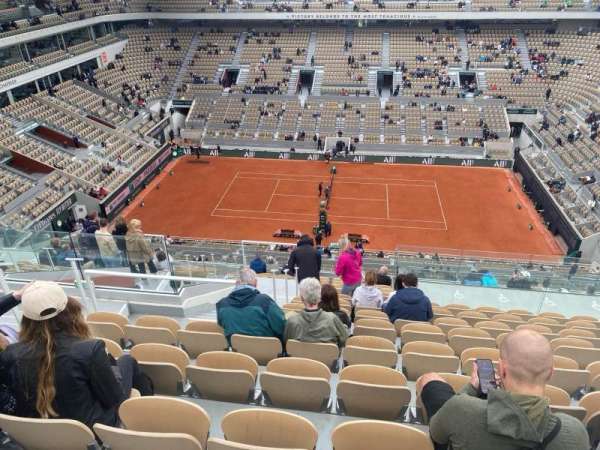Court Philippe Chatrier, section: 142, row: 14, seat: 69