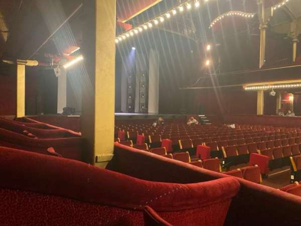 Casino de Paris, section: loges de cote, row: LG11, seat: 5