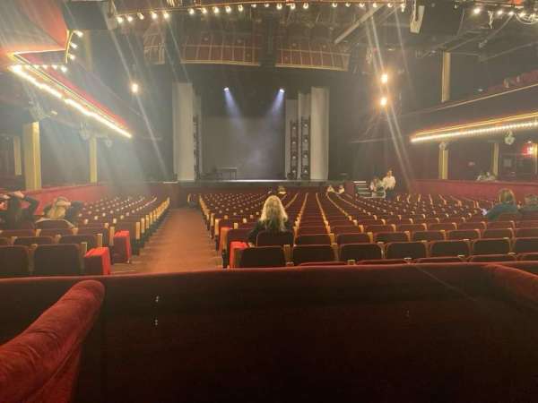 Casino de Paris, section: loges de face, row: LG23, seat: 4
