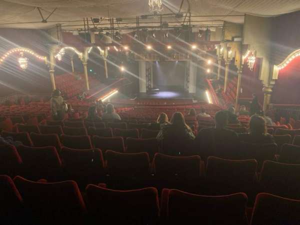 Casino de Paris, section: balcon de face, row: w, seat: 10