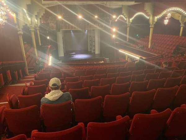 Casino de Paris, section: balcon de face, row: n, seat: 19