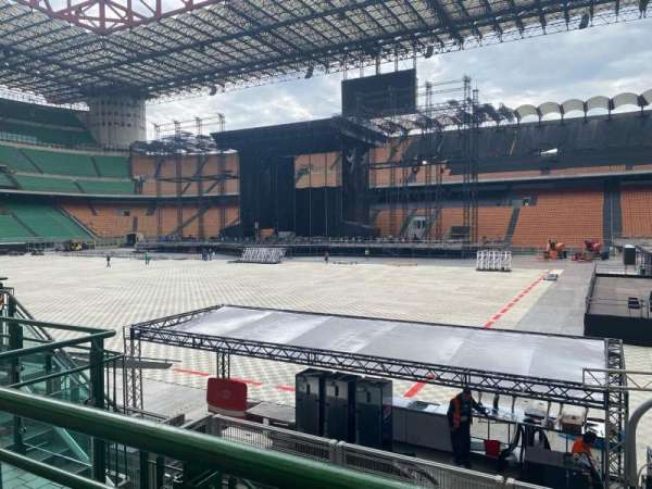 San Siro, section: l, row: 2, seat: 4
