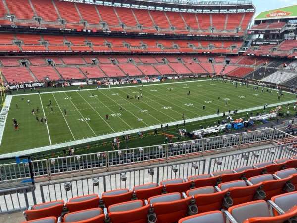Huntington Bank Field, section: 305, row: 13, seat: 2