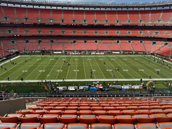 Huntington Bank Field, section: 308, row: 17, seat: 8