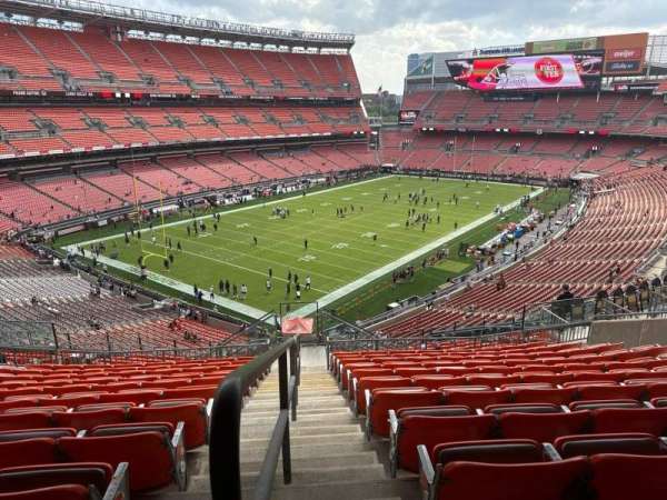 Huntington Bank Field, section: 326, row: 18, seat: 1