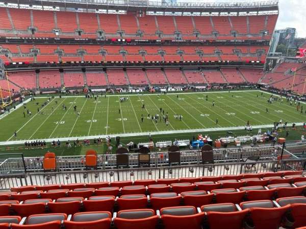 Huntington Bank Field, section: 332, row: 13, seat: 10