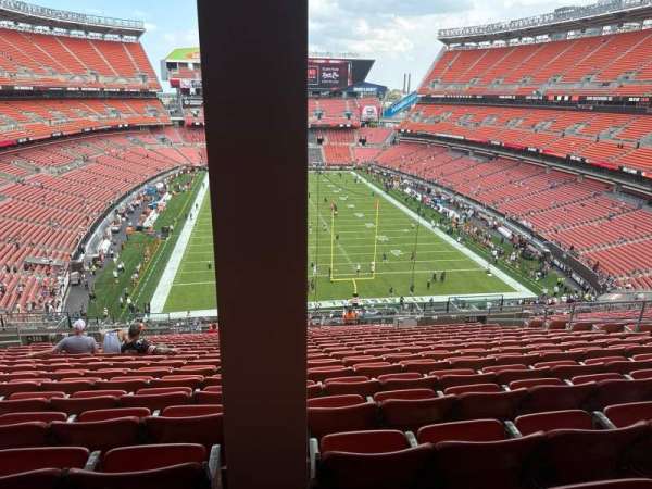 Huntington Bank Field, section: 346, row: 25, seat: 13