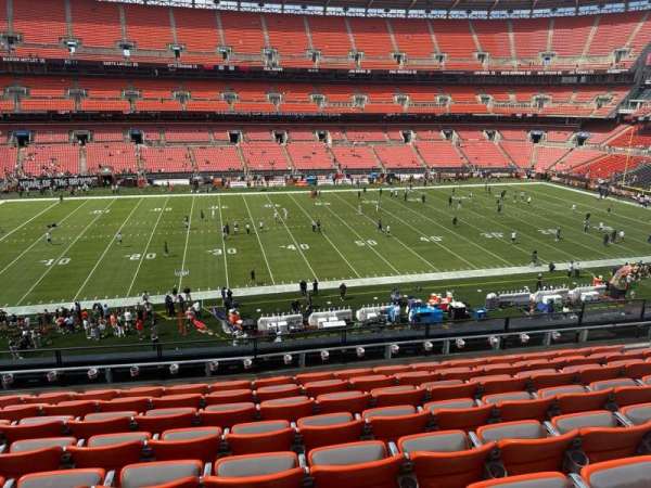 Huntington Bank Field, section: 307, row: 8, seat: 11