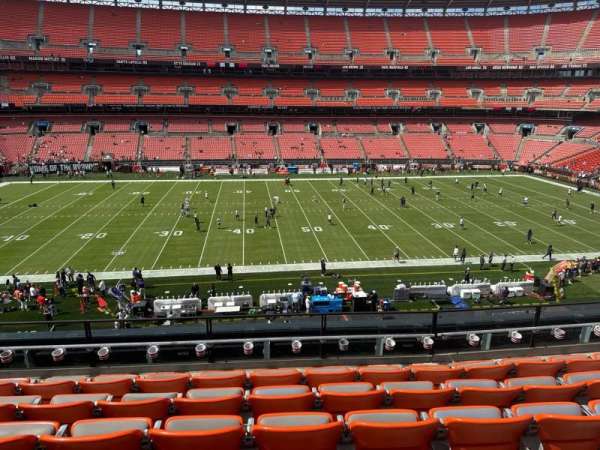 Huntington Bank Field, section: 308, row: 6, seat: 7