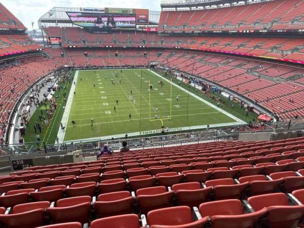Huntington Bank Field, section: 319, row: 20, seat: 6