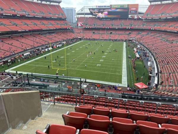 Huntington Bank Field, section: 322, row: 11, seat: 2