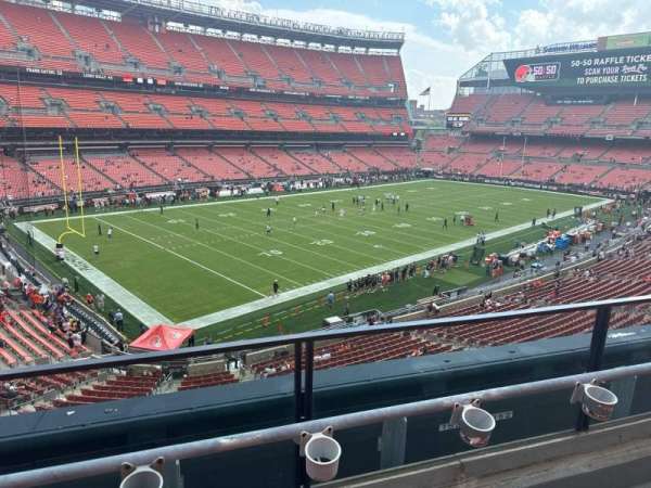 Huntington Bank Field, section: 328, row: 2, seat: 10