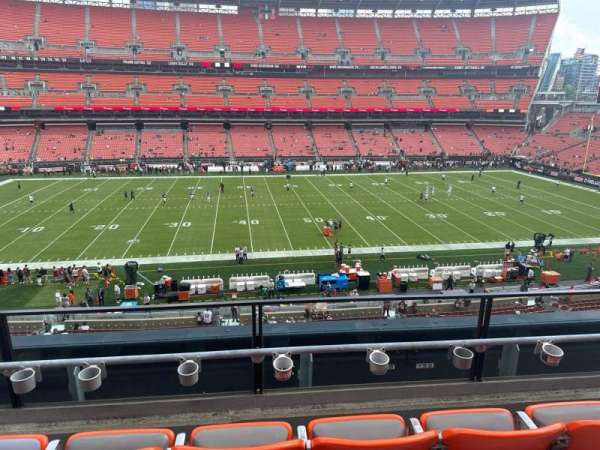 Huntington Bank Field, section: 333, row: 3, seat: 3