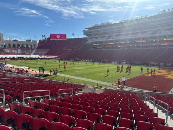 Los Angeles Memorial Coliseum, section: 118b, row: 18, seat: 3