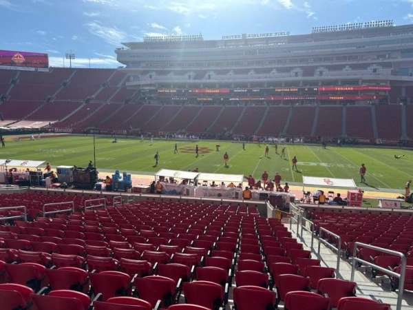 Los Angeles Memorial Coliseum, section: 121a, row: 21, seat: 4
