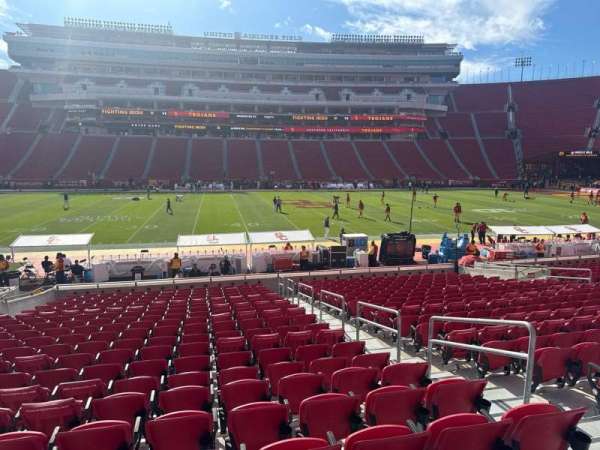 Los Angeles Memorial Coliseum, section: 122b, row: 20, seat: 5