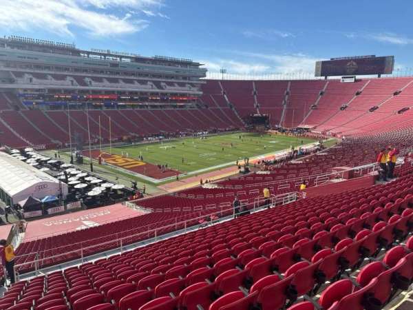Los Angeles Memorial Coliseum, section: 226, row: 17, seat: 35