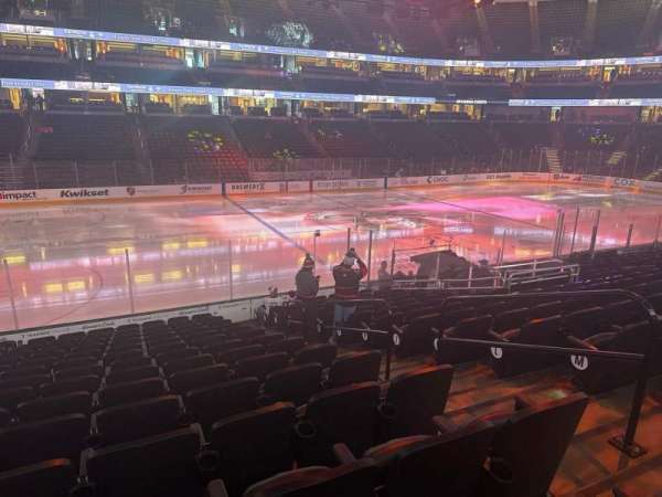 Honda Center, section: 210, row: q, seat: 4